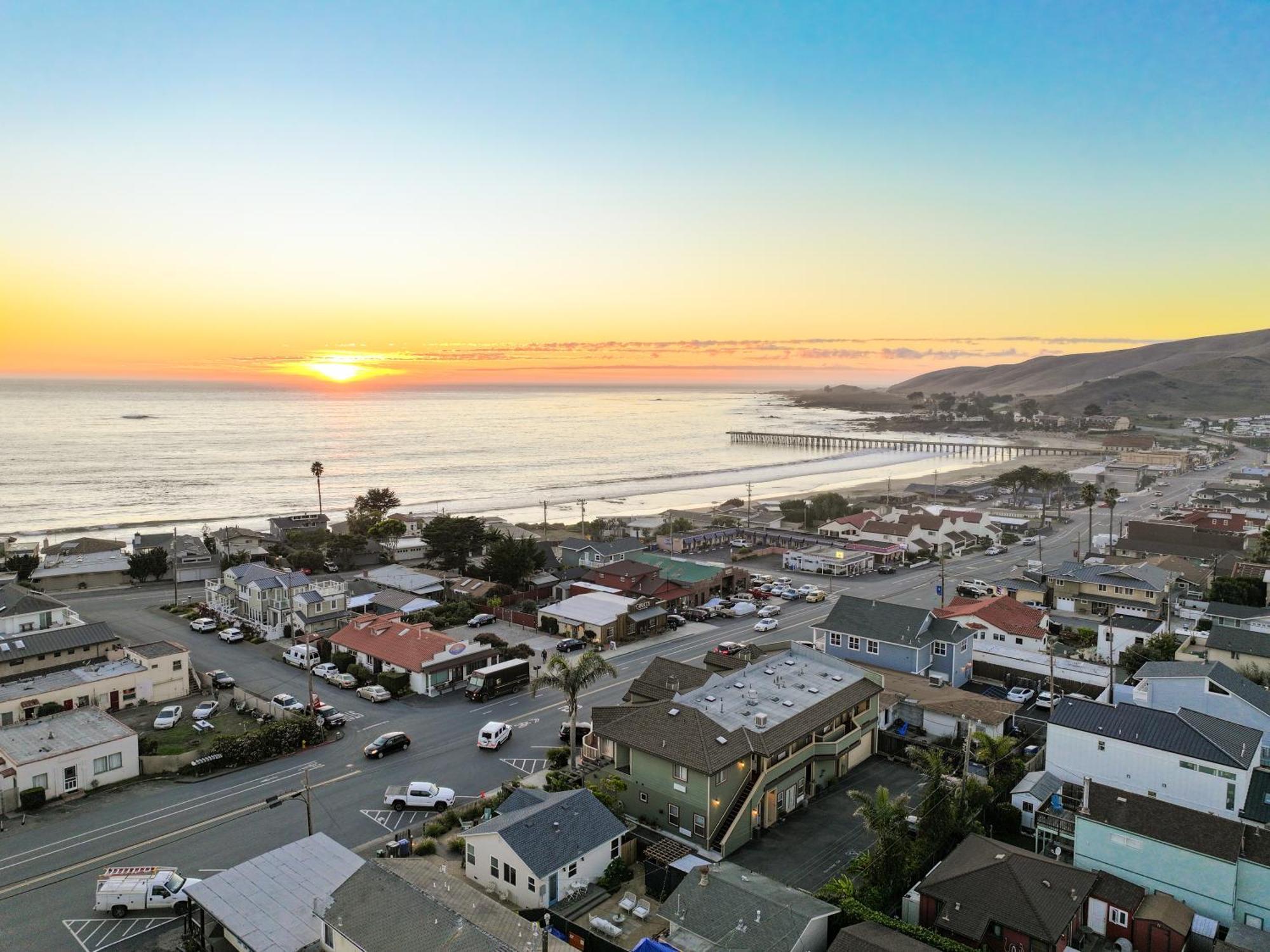 Cayucos Sunset Inn Exteriör bild